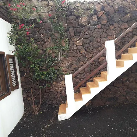 Casa Chona Apartment Tinajo